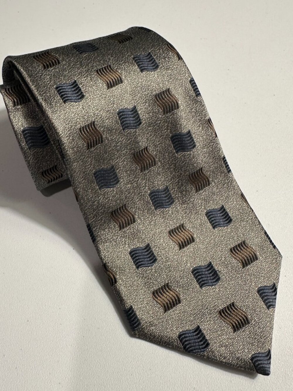 XMI Vintage Mens Tie 100% Silk Tie Geometric Made in USA Gray/Blue